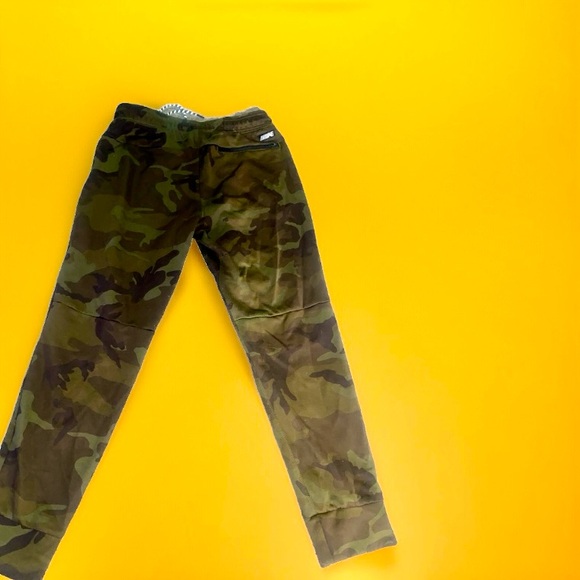 BRAND AMERICAN EAGLE ๐ฆ
 - Picture 2 of 4